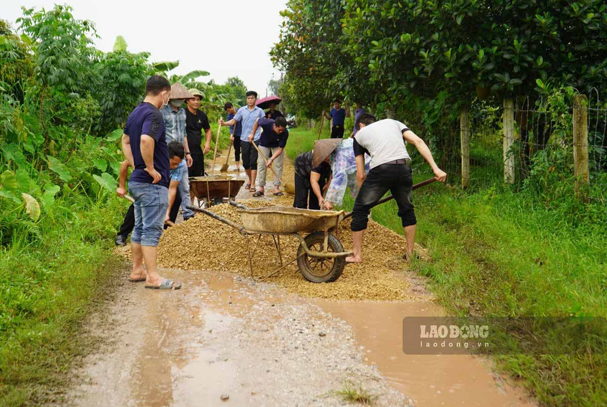 Ghi nhận của PV Báo Lao Động nhà anh Vũ Văn H. (sinh năm 1977, quê xã Vạn Phúc, trú tại xã Vĩnh Hòa, cùng huyện Ninh Giang, Hải Dương)