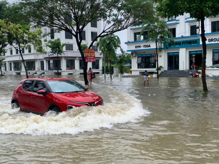 Ngập tại Hoài Đức, Hà Nội hôm 24.7. Ảnh: Trần Vương