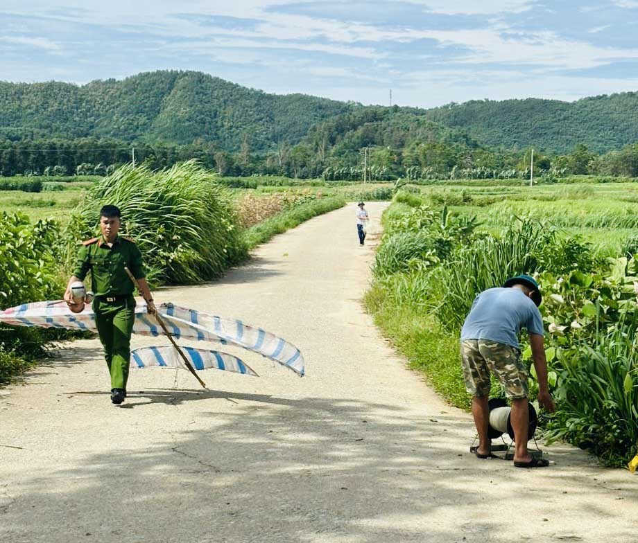 Hiểm họa từ việc thả diều gây chập điện